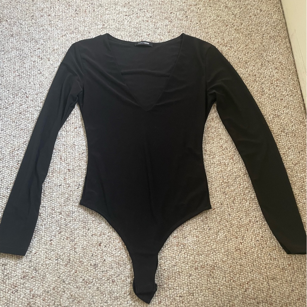 Fashion Nova Classic Black V-Neck Bodysuit